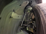 お車を安心してお乗りいただく為には、足回りの定期点検が欠かせません。サービスサポート(有償保証)では無料点検もご提供しており、安心のカーライフをお過ごしいただけるサポート体制が整っています。