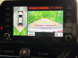 【パノラミックビューモニター】専用のカメラにより、上から見下ろしたような視点で360度クルマの周囲を確認することができます☆死角部分も確認しやすく、狭い場所での切り返しや駐車もスムーズに行えます。