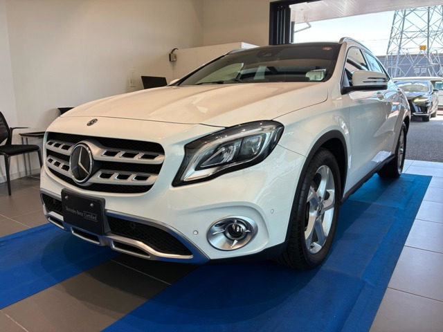 GLAクラス GLA220 4マチック 4WD 