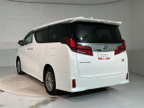 キャンピングカーをはじめ、ライフスタイルに刺激を与えるこだわりのカーライフ、アウトドア&times;クルマ遊びの新定番をご提案いたします。