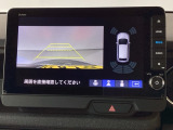 便利な3ビュー切り替え、ガイド線表示付きのバックカメラです。後退時、後方の視界をサポートします