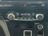 「オートエアコン」車内の温度を感知して、自動で温度調整をしてくれます
