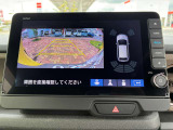 バックカメラ付きなので駐車時も安心!