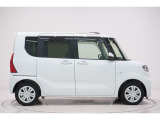県内13店舗にて常時500台以上ダイハツ車を展示中です。見て、触って、納得のいく一台をぜひ見つけてください。