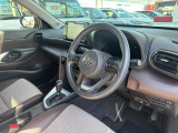 長距離運転だと腕の疲れが・・そんな時にはアームレスト!ドライブ中の疲れを和らげます。