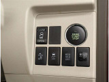 左側電動のスライドドアで楽々スムース!運転席から開閉の操作ができます!&スタートスイッチを押してエンジン始動ができるスマートキーが装備されています♪ポケットや鞄からキーを出さずに乗り込めます♪