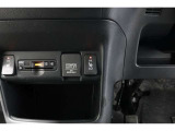 シートヒーター装備車両♪♪寒い冬はもちろん♪肌寒い春先・秋口まで活躍してくれるあると嬉しい装備です♪♪