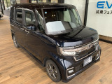 ■深みあるブルーのワンオーナーNBOX。R4年式・走行0.3万キロの外装良好車が夏冬タイヤ付きで登場です。