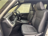 トヨタ中古車「まるごとクリーニング」施工済。外装はもちろん内装はシートを外して見えない所まで徹底洗浄しています。