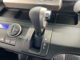 シンプルで使いやすいシフトノブ
