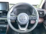 【純正革巻きステアリング】上質な革を使用することで、手にしっかり馴染みとても運転しやすいハンドルです♪