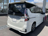 セレナ 1.2 e-POWER ハイウェイスターV 