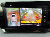 バック時に自車の真後ろの映像&上から見下ろした映像を映してくれますのでラクラク駐車が可能です(^_^)-☆