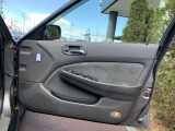 ☆クルマ買ったらエンジンオイル無料のテクノオートリアルです。納車時より走行距離4000キロ又は6ヶ月に一回のペースでご来店していただければ、エンジンオイル交換が無料です!工賃・オイル代金が0円!