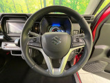 【ステアリングスイッチ】運転中、前方から目線をそらすことなく、オーディオ等の操作が可能な便利機能!安心&快適なドライブを演出してくれます♪
