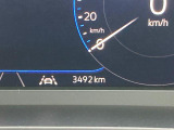 新車拠点のデモカー(試乗車)で使用していた車両です。弊社整備工場にて点検整備を行ったうえで新車保証を継承いたしますのでご安心ください。