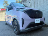 プロパイロット、高速道路や自動車専用道路を運転中にアクセル・ブレーキ・ハンドル操作をクルマがアシストしてくれます。