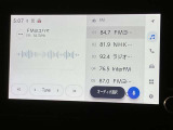いまや必須装備「ナビゲーション」搭載!知らない場所にスイスイッとドライブ。もう、これなしではハンドルを握れませんね!でも運転中の操作は危険ですのでご注意ですね☆