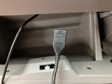【USB】スマホ充電が可能です!
