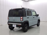 後ろから見ると車の印象も変わりますね♪