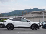 【認定中古車保証】全国のプジョー正規ディーラーにて保証・修理が受けられる1年間の長期保証(走行距離無制限)を付帯。納車前に車検相当の67項目を含む117項目の安心点検と主要な消耗品を点検交換。