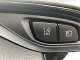 【レーンディパーチャーアラート】ドライバーがウインカー操作を行わずに車線を逸脱する可能性がある場合、ブザーとディスプレイ表示による警報でお知らせします。