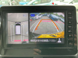 【アラウンドビューモニター】車両周辺をモニターで確認できて、駐車が苦手な人でもスムーズに駐車できます