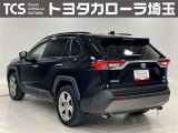 外板色はアティチュードブラックマイカ(218)!ボディサイズは全長460&times;全幅185&times;全高168センチ!3ナンバー登録となります!