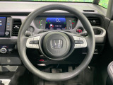 【ステアリングスイッチ】運転中、前方から目線をそらすことなく、オーディオ等の操作が可能な便利機能!安心&快適なドライブを演出してくれます♪