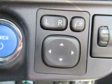駐車時や狭い道でのすれ違い時に気を使うミラー。電動格納式ドアミラーはそんな時に便利です。