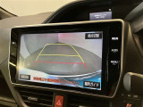 バックガイドモニターで、後方を確認しながら安心して駐車することができます。運転初心者も熟練者も必須の機能ですよ!