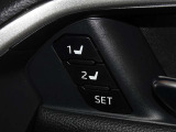運転席のパワーシートは2名様分までメモリー機能付きです。
