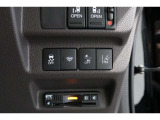 ホンダセンシング搭載!誤発進抑制機能・路外逸脱抑制機能・歩行者事故低減ステアリング・車線維持支援システム・先進車発進お知らせ機能など多彩な先進安全機能でより安全で快適なドライブを支援します。