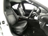 【内装クリーニング】室内は、トヨタの自動車クリーニング&ldquo;まるまるクリン&rdquo;を施工済です!シートはもちろん床面も、すっきりキレイ♪自信の仕上がりを、ぜひご覧下さい!!