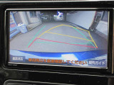 バックガイドモニターで、後方を確認しながら安心して駐車することができます。運転初心者も熟練者も必須の機能ですよ!