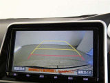 車庫入れや駐車で威力を発揮するのがバックモニター!ナビディスプレイに後ろの様子が映し出されるから安心です。