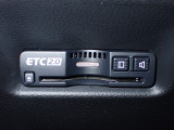 デザインスッキリのビルトイン『ETC』!高速道路の特典はもちろん、キャッシュレスなので料金所では徐行するだけで通過可能です!