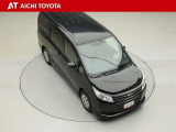 両側パワースライドドア付きだから、狭い駐車スペースなどでの乗り降りラクラク♪小さなお子さまのいるご家庭には嬉しい装備です。