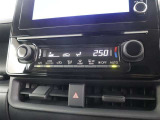 使いやすいオートエアコン操作部になります。