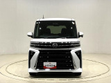 細部にメッキパーツの煌き。大人の感性に響く洗練さを身にまとった後期タントカスタムが入荷致しました。