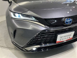 LEDヘッドライトです。デザイン性がよくとても明るいので、夜間の走行や悪天候でも安心です。しかも長寿命!