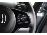 Hondaセンシングの機能のひとつ、アダプティブクルーズコントロール付!アクセルから足を離しても設定したスピードと前車との車間を保ち走行してくれます!車線維持もアシスト☆高速道路で疲労軽減ですね☆