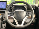 【純正革巻きステアリング】上質な革を使用することで、手にしっかり馴染みとても運転しやすいハンドルです♪