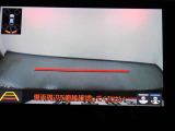 狭い駐車場や立体駐車場などもリアルに映るバックガイドモニター付でラクラク駐車♪