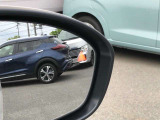 安全装備の【BSM】ブラインドスポットモニタリングを装着!!側面後方の視界に入らない車両がある場合に知らせてくれるので、車線変更が苦手な方もも安心です!!