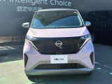 電気自動車になった日産の軽。軽自動車とは思えない力強い加速、スムーズな発進。新しい時代を開花させる、日産サクラです。