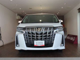 ワイド&ローのスタイルで走行安定性もばっちりです。運転しやすくロングドライブも安心です。