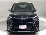 「フロントマスク」です。車の印象を決めるのは【顔】。この車の顔つきは、きっとあなたにピッタリ!?