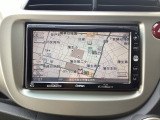 ナビゲーションは純正ギャザスHDDナビ(VXH-108VF)が装着されております。AM、FM、CD、DVD再生、音楽録音再生、フルセグTVがご使用いただけます。