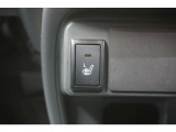 運転席・助手席には体を直接温めるシートヒーター付きで寒い季節も暖かく過ごせます。